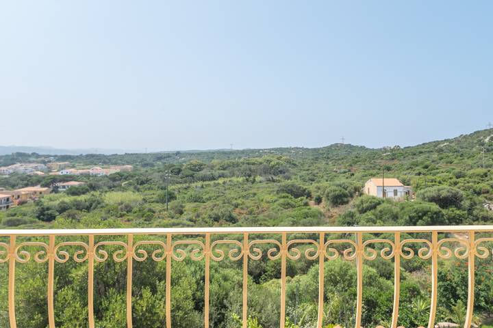 Ganze Wohnung, Apartment 'Elena' mit Balkon, Wlan und Klimaanlage in Santa Teresa di Gallura, Santa Teresa Gallura (Gemeinde)