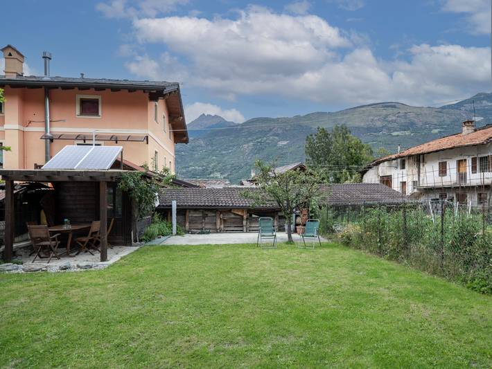 Location de vacances pour 5 personnes, avec terrasse et jardin, animaux acceptés dans Vallée d'Aoste - 4