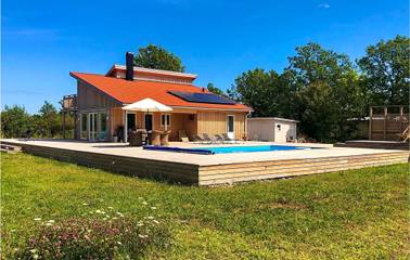 Ferienhaus für 13 Personen, mit Garten und Terrasse sowie Sauna und Pool auf Öland