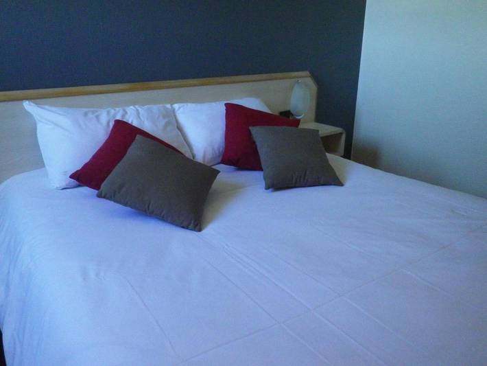 Hôtel pour 3 personnes, avec jardin à Voreppe
