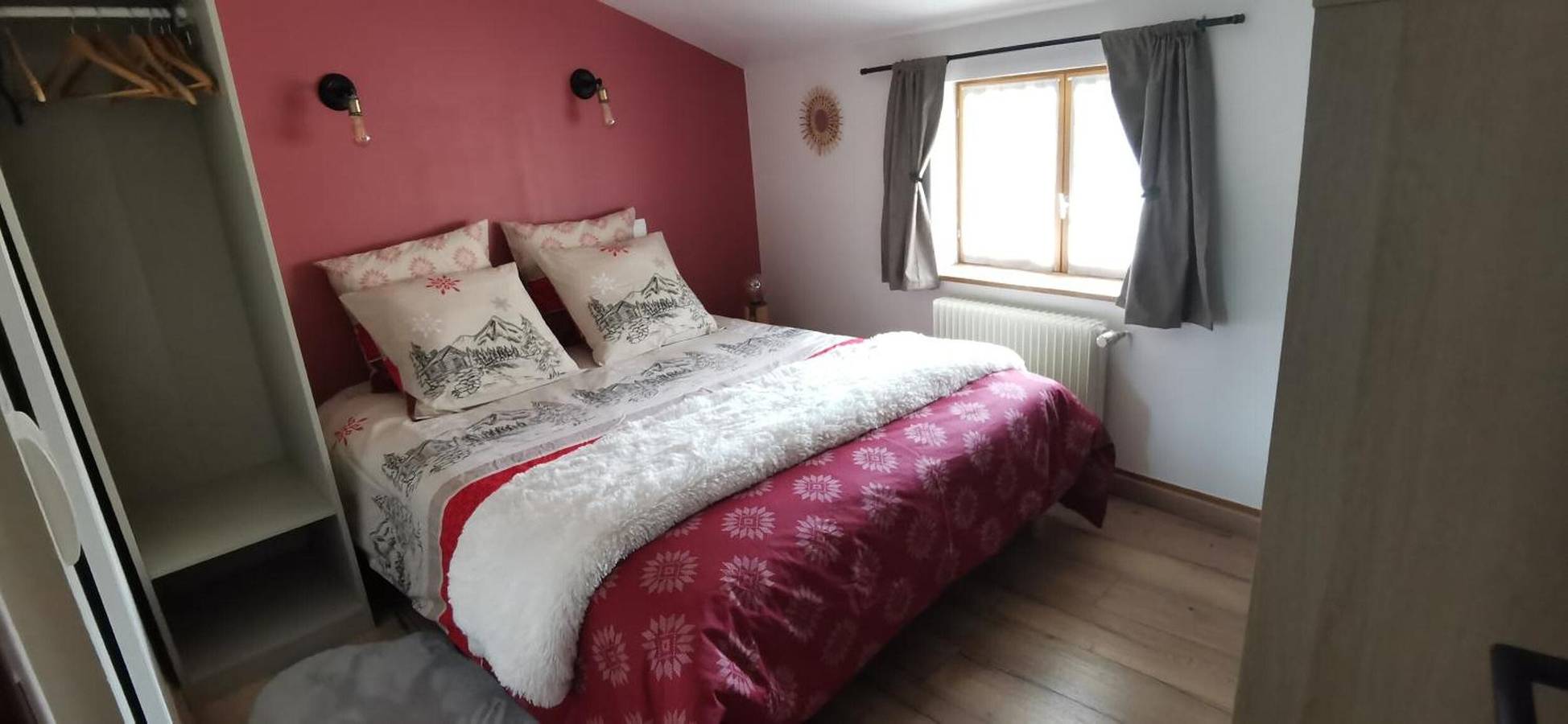 Maison de campagne « Le Ranch Des Ours » avec piscine privée, terrasse et Wi-Fi in Champsac, Parc naturel régional Périgord-Limousin