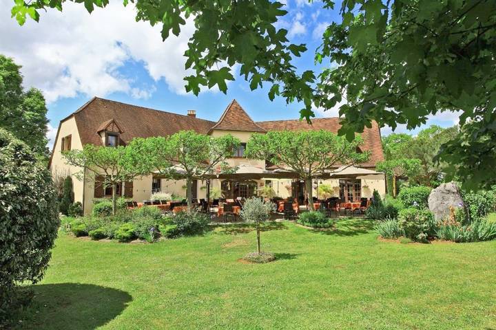 Hôtel pour 2 personnes, avec jardin ainsi que vue et piscine, animaux acceptés