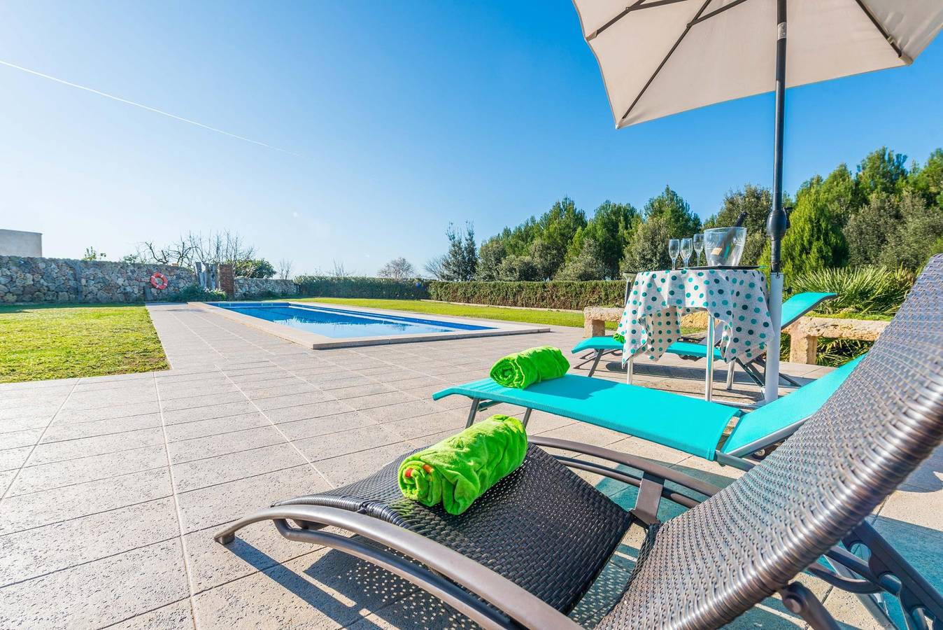Es Serral - Villa with private pool in sa Pobla. Free Wifi in Sa Pobla, North Majorca