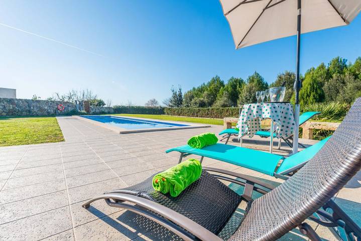 Es Serral - Villa con piscina privada en sa Pobla. Wifi Gratis in Sa Pobla, Mallorca Norte