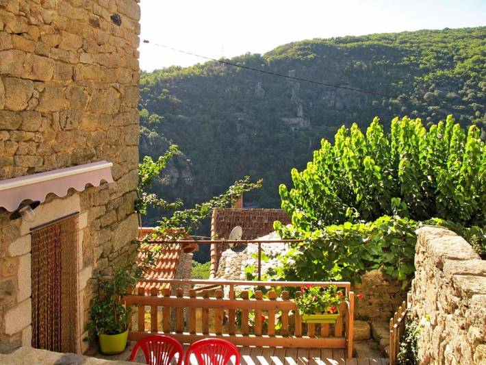 Location de vacances pour 4 personnes, avec Terrasse à Sainte-Marguerite-Lafigère
