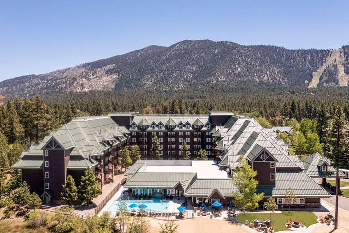 Station pour 4 personnes, avec jacuzzi et piscine à South Lake Tahoe - 2
