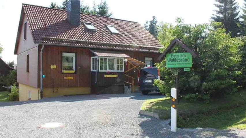 Ferienwohnung für 5 Personen, mit Garten in Tanne
