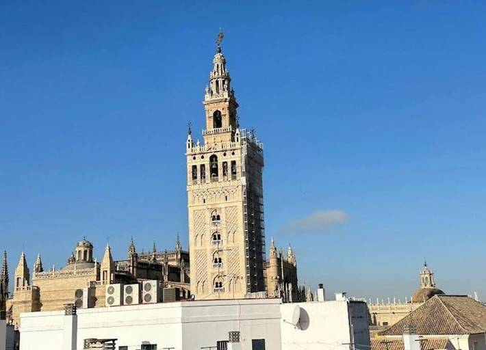 Apartamento para 6 personas, con Balcón y Terraza en Camas 