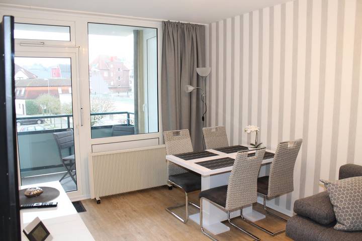 Ferienwohnung für 4 Personen, mit Balkon/Terrasse und Balkon in Laboe - 2