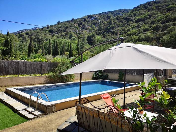 Maison de vacances pour 6 personnes, avec Terrasse et Jardin ainsi que Piscine et Vue