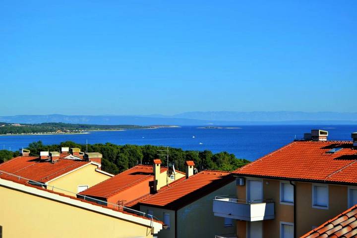 Ferienwohnung für 5 Personen, mit Ausblick und Balkon, mit Haustier in Premantura