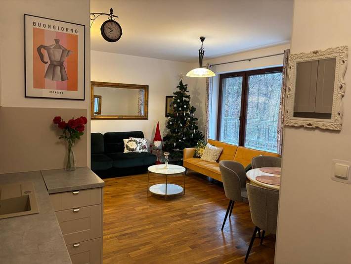 Apartament wakacyjny dla 5 osób, z balkon w Chełm