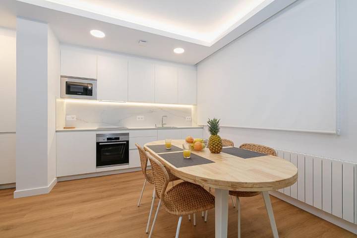 Apartamento de vacaciones para 6 personas, con terraza y vistas - 1