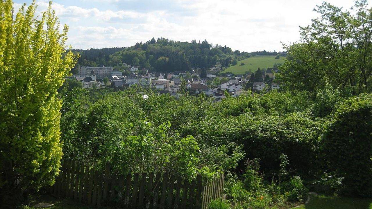 Geheel vakantieappartement, Vakantieappartement voor 2 personen met tuin in Daun, Vulkaan-Eifel