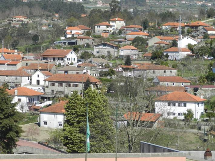 Casa de férias para 2 pessoas, com vista e terraço em Paredes de Coura