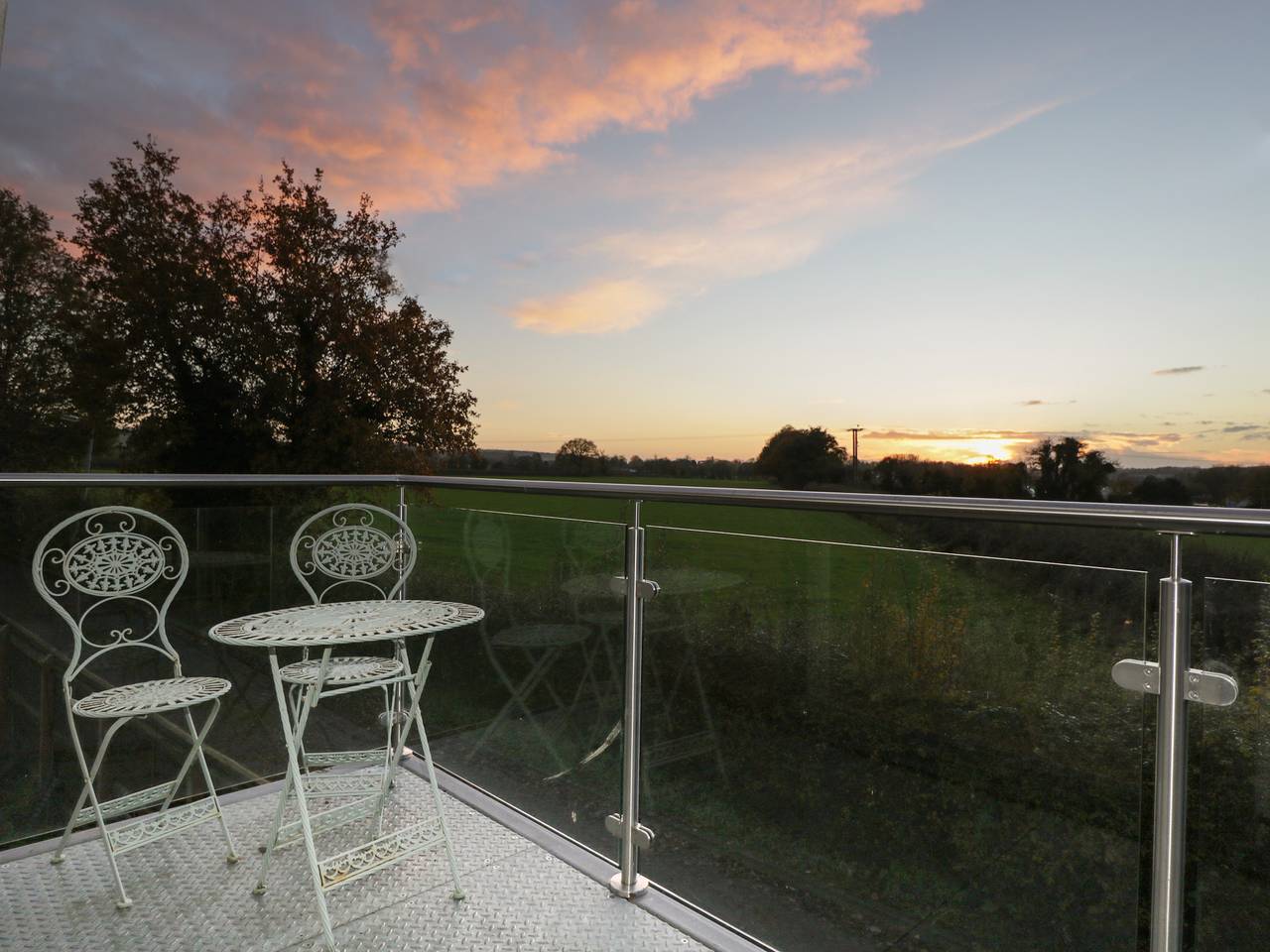 Ganze Wohnung, Ferienwohnung für 2 Personen in Wiltshire