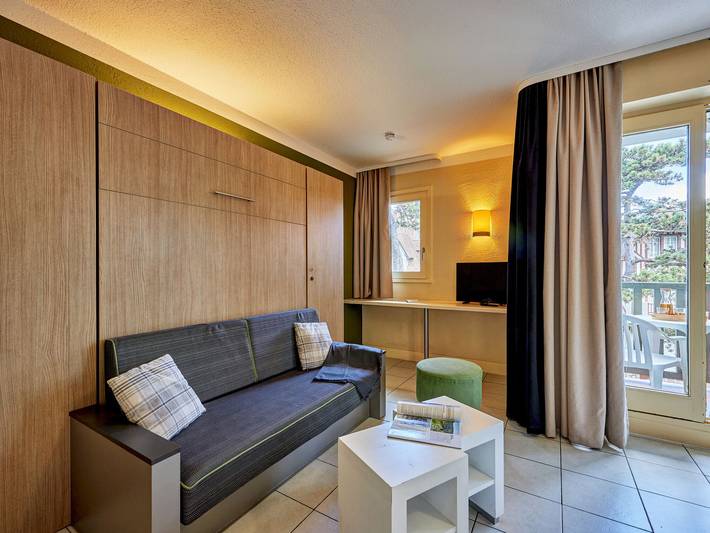 Gîte pour 4 personnes, adapté aux familles dans Plage De Tourgeville - 4