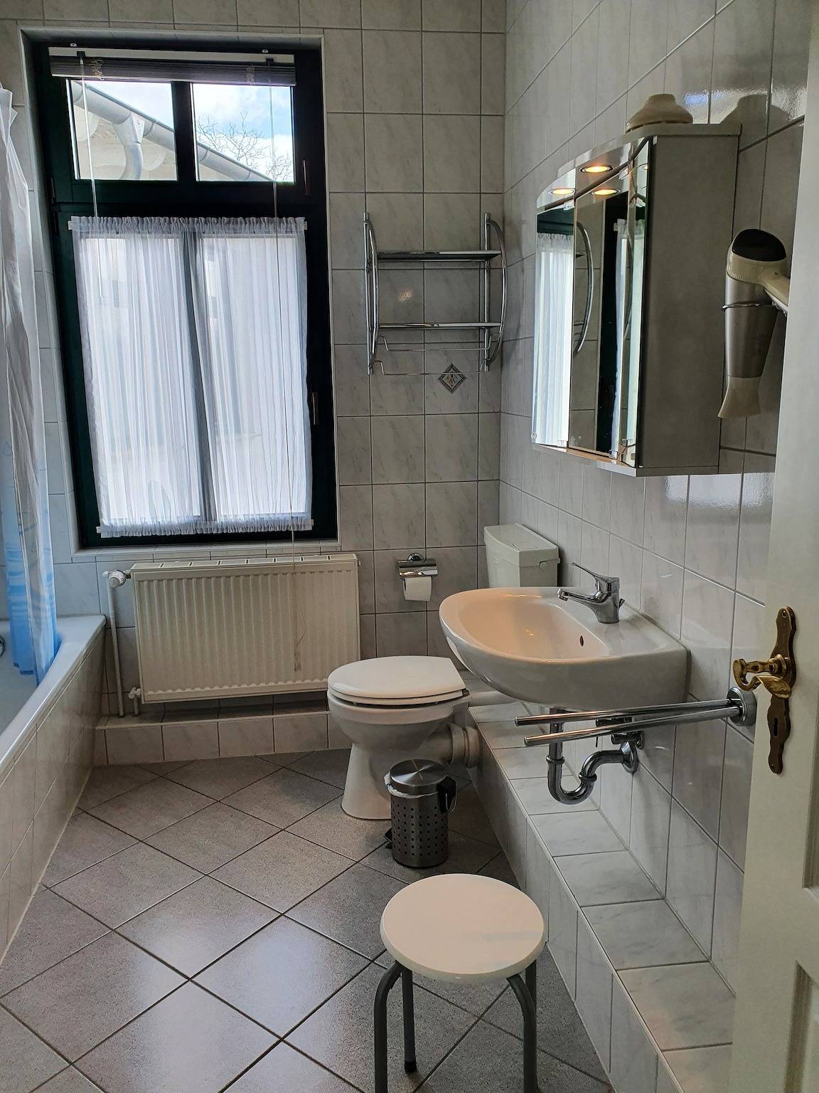 Gästehaus 'Ferienwohnung Nahe Müritzufer' mit Balkon und Wlan in Waren (Müritz), Müritz