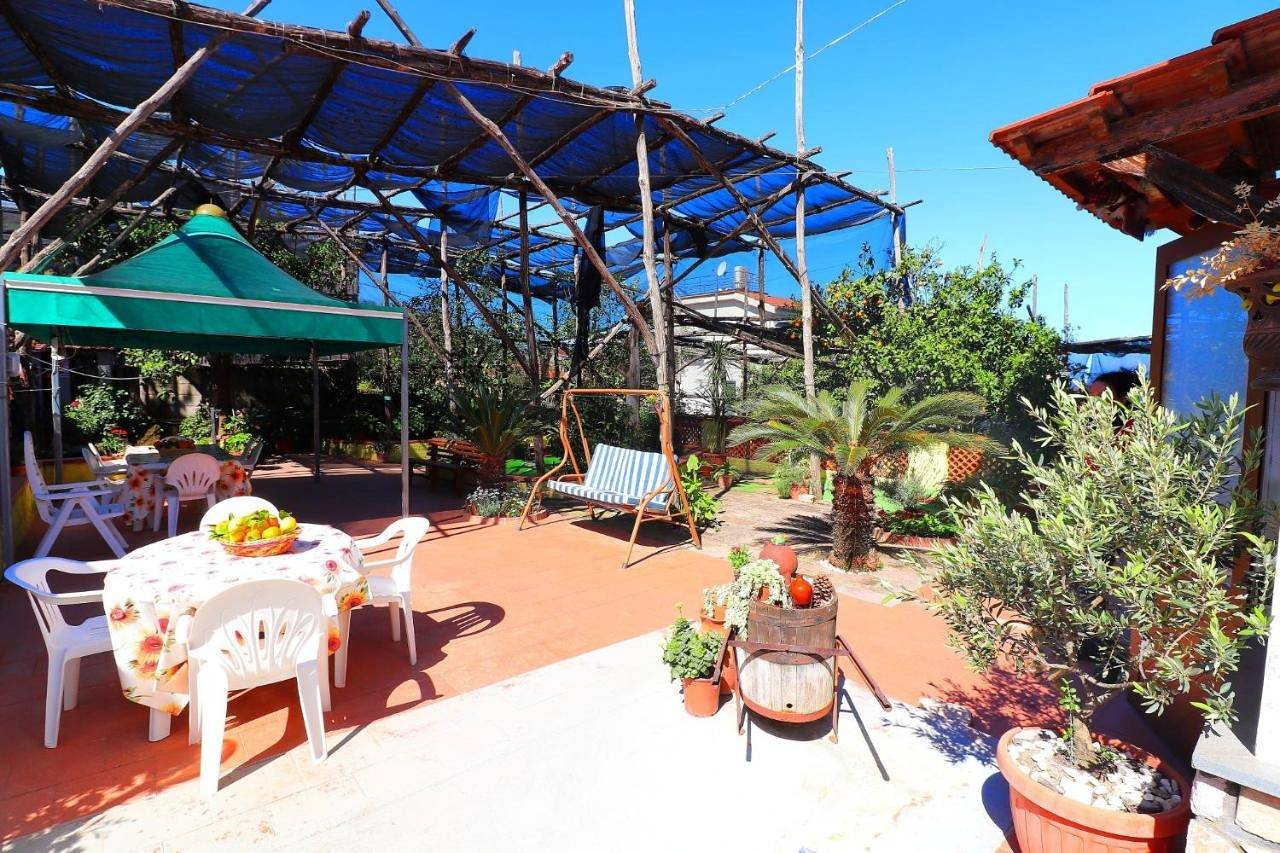 De Vivo Realty - B&B La Maison de Titty&Margy in Piano di Sorrento, Napoli e dintorni