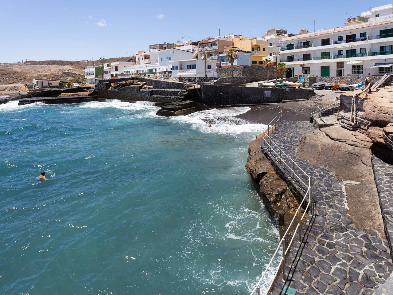 Apartamento entero, Apartamento de vacaciones para 6 personas in La Jaca, Arico
