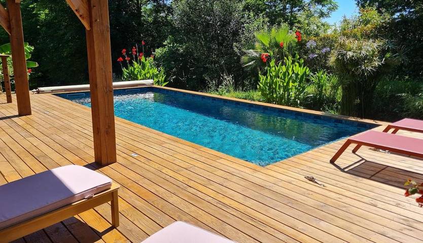 Location de vacances pour 13 personnes, avec jardin ainsi que piscine et vue, animaux acceptés à Saint-Laurent-de-Gosse - 4