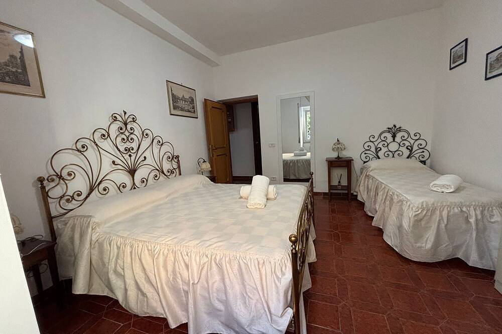 Entire apartment, Biddy's House| Rome, Castles & Airport in Ciampino, Parco Regionale dei Castelli Romani