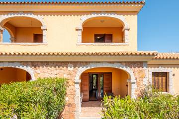 Location de vacances pour 6 personnes, avec jardin à San Teodoro