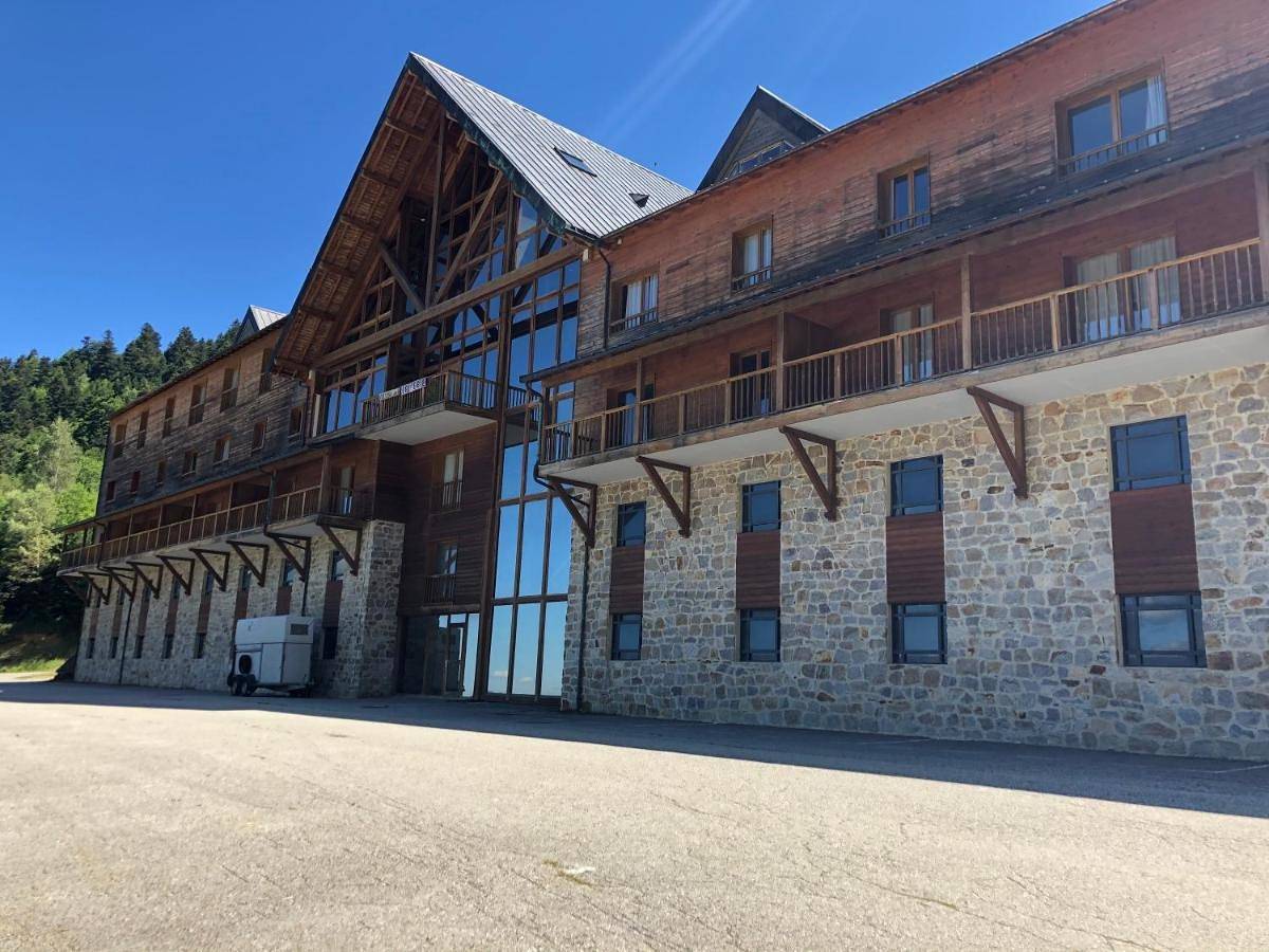 Appartement entier, One-Bedroom Apartment in Guzet-Neige, Ustou