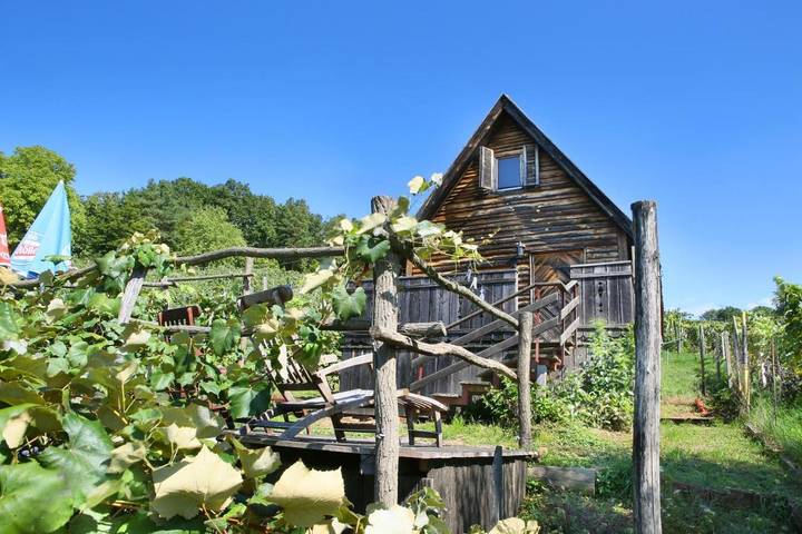 Ferienhaus für 2 Personen, mit Terrasse und Garten sowie Ausblick
