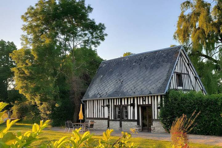 Location de vacances pour 5 personnes, avec terrasse et jardin à Saint-Julien-le-Faucon