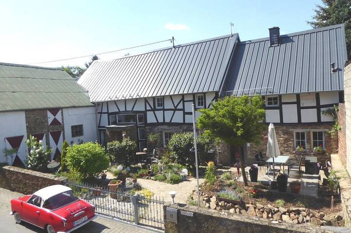 Ferienhaus für 4 Personen, mit Terrasse und Garten in Weiler (Mayen)
