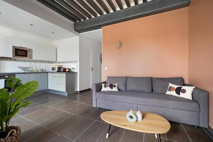 Gîte pour 6 personnes, avec balcon et vue à Caluire-et-Cuire - 2