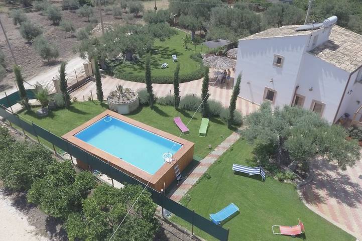 Ferienhaus für 5 Personen, mit Pool und Garten