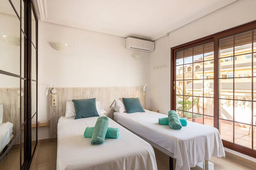 Entire apartment, Beautiful apartment in front of the beach in Playa Carrer La Mar, el Campello