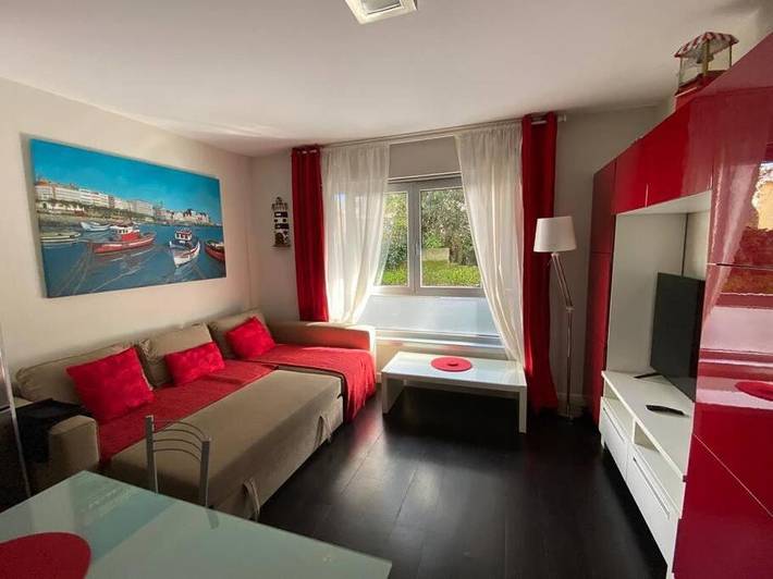 Gîte pour 4 personnes, avec piscine à Ares - 2