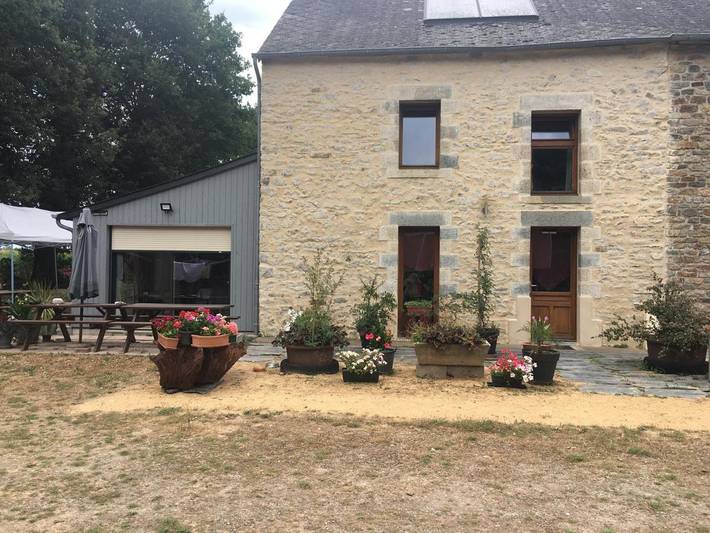 Gîte pour 4 personnes, avec jardin et vue à Bains-sur-Oust - 4