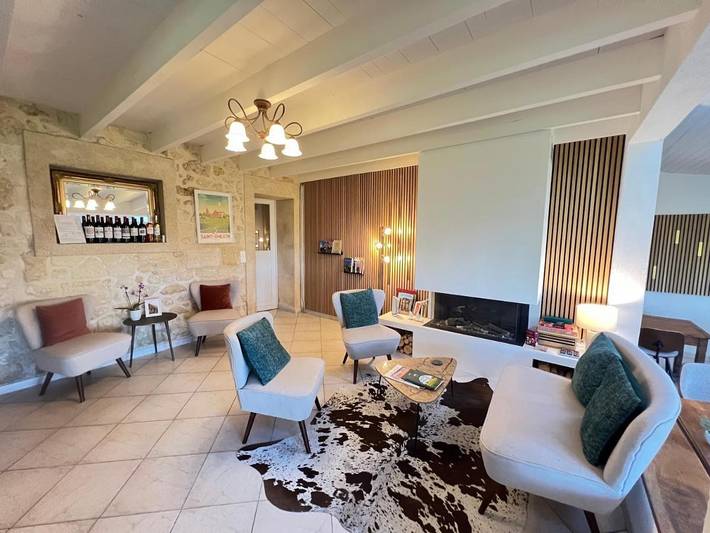 Chambre d’hôte pour 3 personnes, avec piscine ainsi que vue et jardin à Saint-Émilion - 2