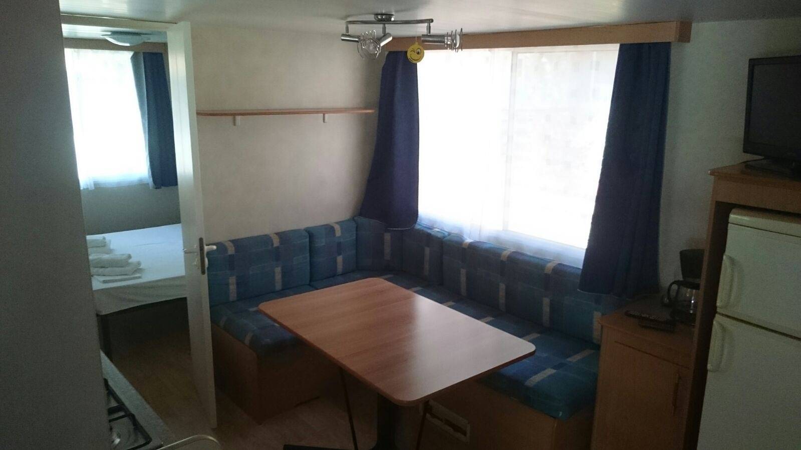 Ganze Wohnung, Family-friendly apartments with swimming pool Novalja, Pag - 13090 in Gajac, Pag