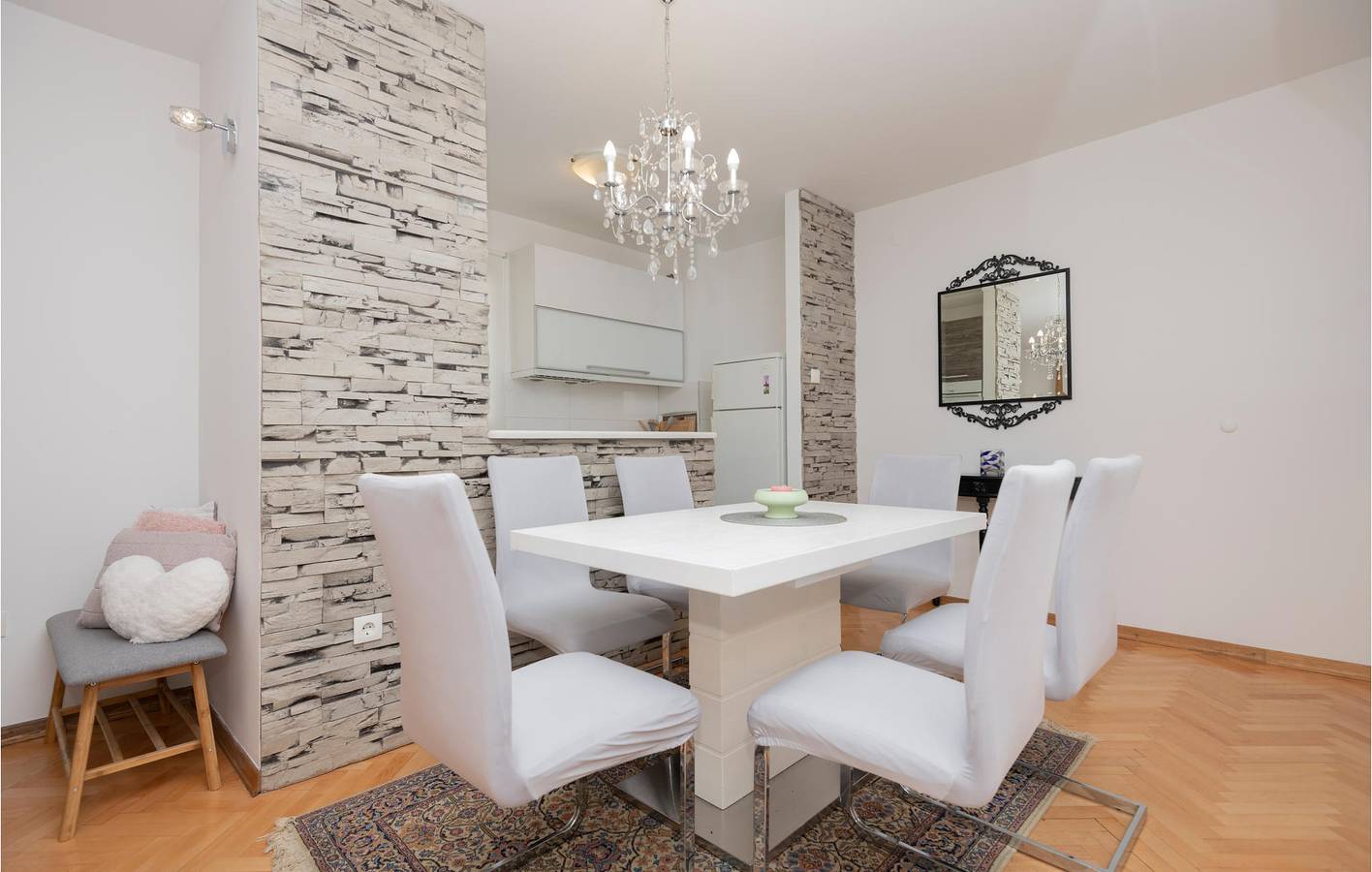 Ganze Ferienwohnung, Ferienwohnung für 4 Personen mit Garten in Makarska, Makarska Riviera