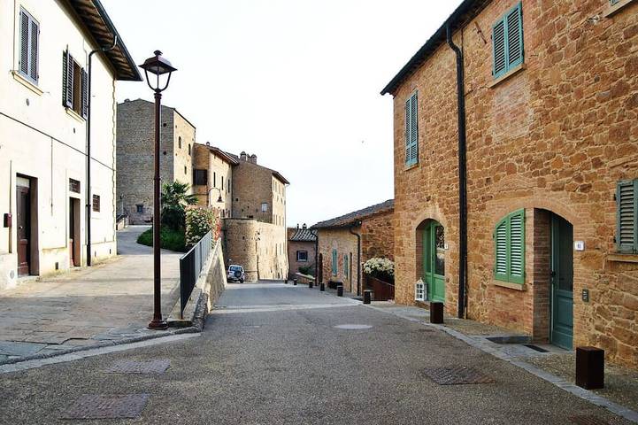 Ferienwohnung für 2 Personen, mit Garten in Castelfalfi