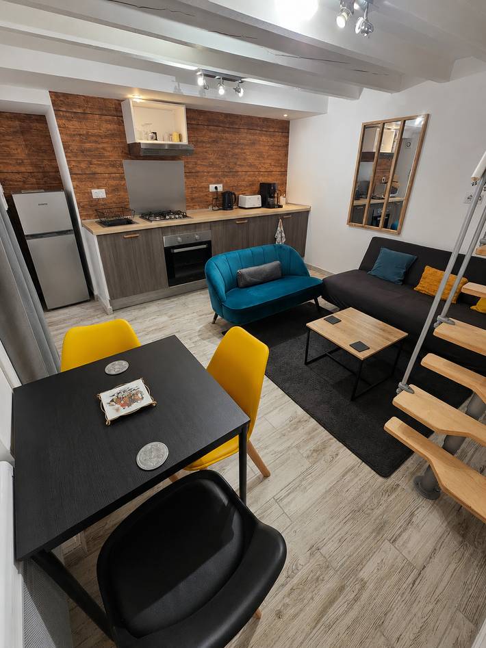 35 m² Maisonette 8 Minuten zu Fuß zum Bahnhof Montluçon in Montluçon, Montluçon und Umgebung