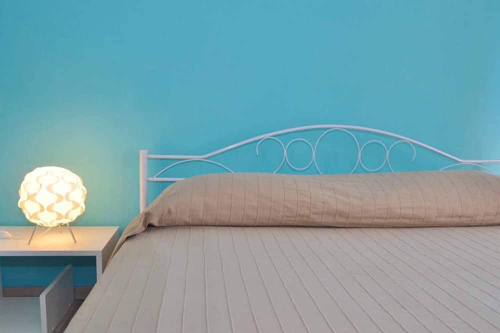 Apartamento entero, Casa Venere - Tres Habitaciones Piso, Capacidad 7 in Cilento