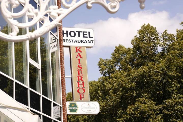 Hotel für 10 Personen, mit Terrasse