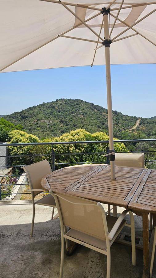Location de vacances pour 4 personnes, avec Terrasse et Vue à Bélesta