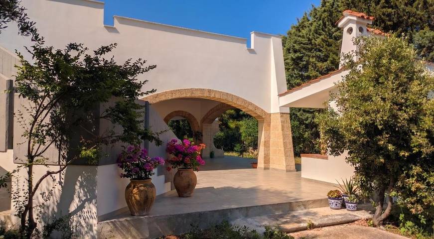 Agriturismo per 2 persone, con Terrazza e Giardino nonché Panorama a Polignano a Mare
