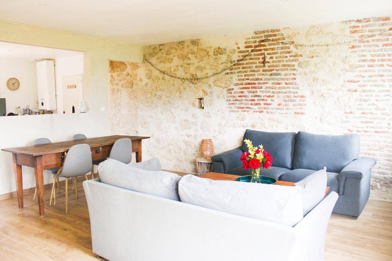 Gîte le Puy Pin, 4 personnes in La Pommeraie-sur-Sèvre, Fontenay-le-Comte