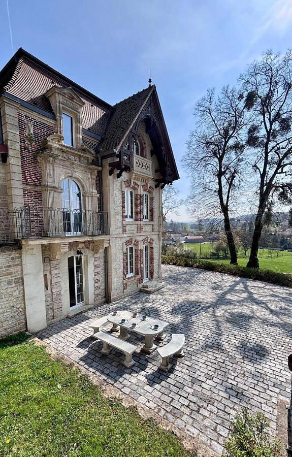 Location de vacances pour 6 personnes, avec Terrasse et Vue à Cirey-sur-Blaise