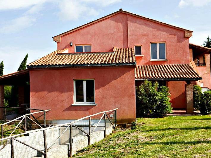 Finca für 2 Personen, mit Balkon/Terrasse und Terrasse in der Toskana