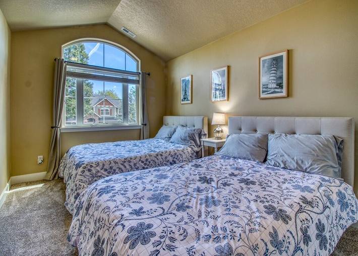 Holiday rental for 8 people, with balcony and hot tub in Oregon