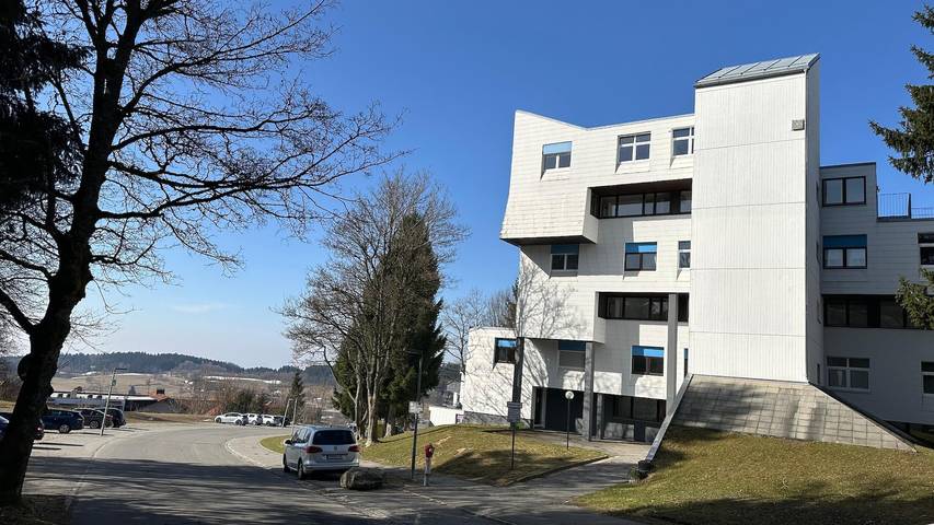 Ferienhaus für 3 Personen, mit Pool und Sauna sowie Garten, kinderfreundlich